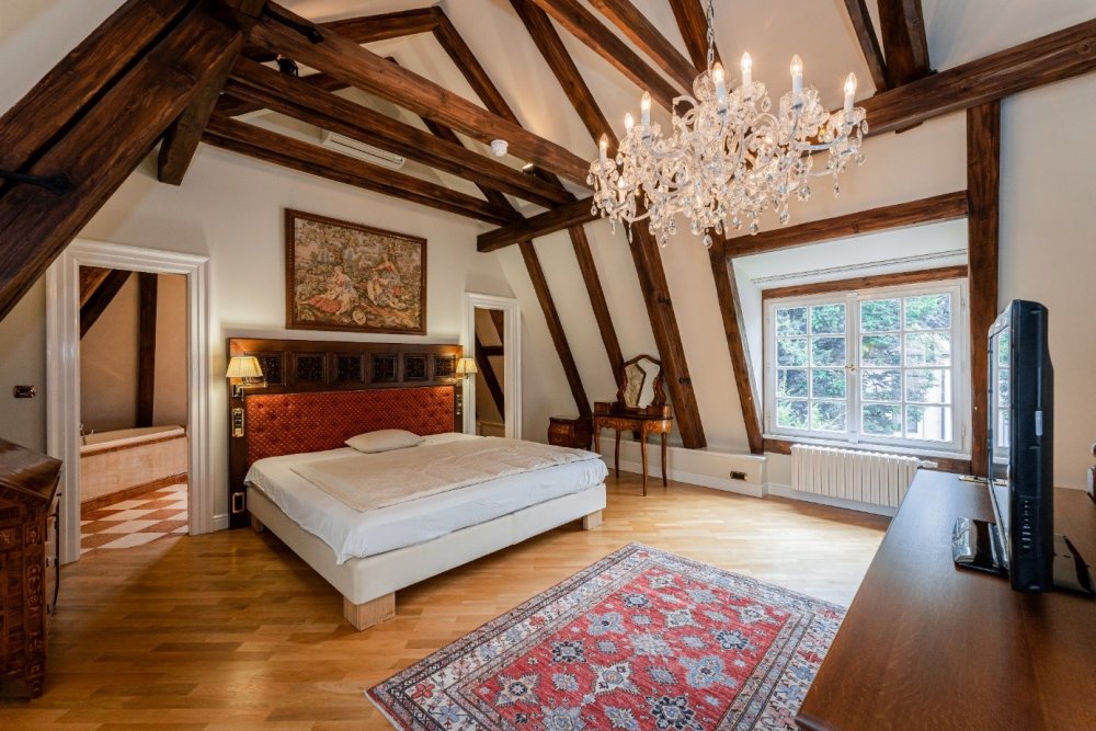 Zájem o historické nemovitosti trvá, s rekonstrukcí ale majitelé vyčkávají